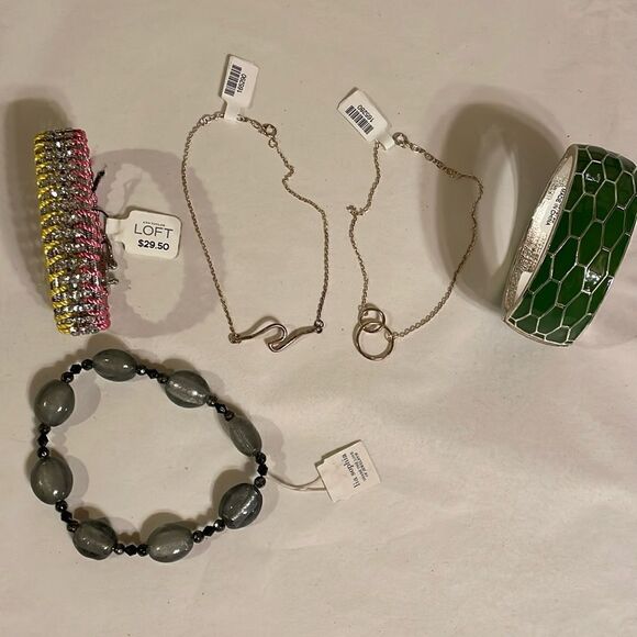 5 NWT Bracelets - Picture 1 of 11